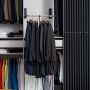 440/441 Faltvorhang-Schrank Thut thumbnail